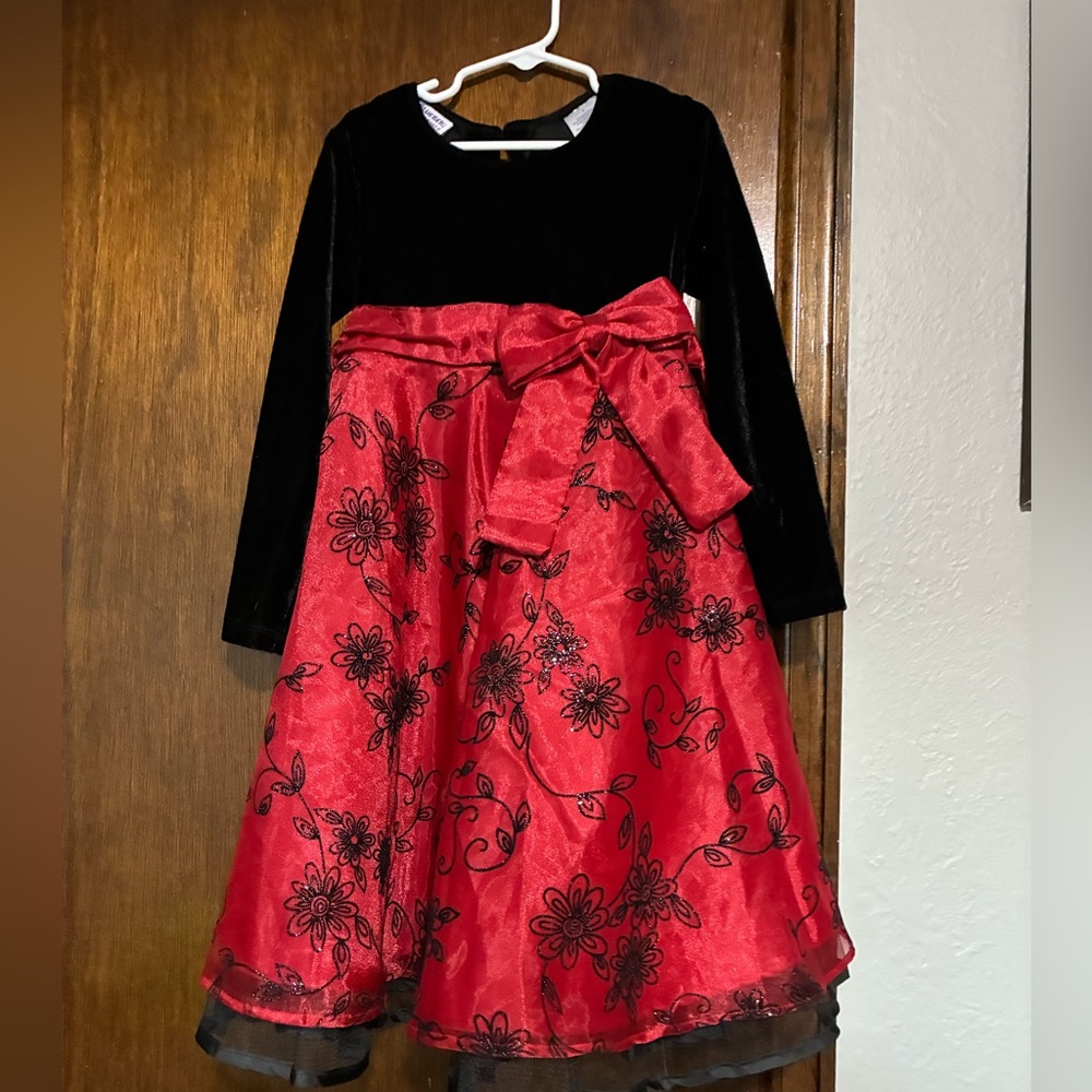 Girls Floral Party Holiday Dress Blueberi Boulevard Christmas size 6 never worn